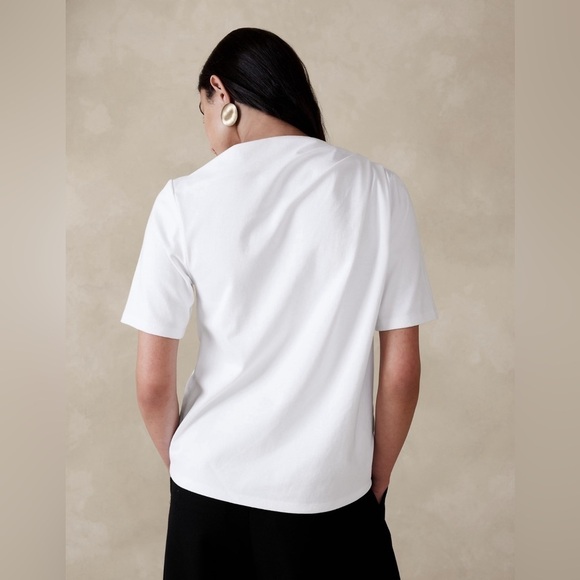 NWOT! Banana Republic Black Poppy Draped Top - Multiple Sizes🗺️ - Picture 4 of 8